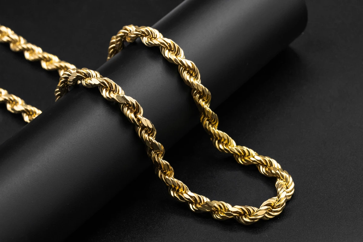 9ct Yellow Gold Diamond Cut Rope Chain 69.9g