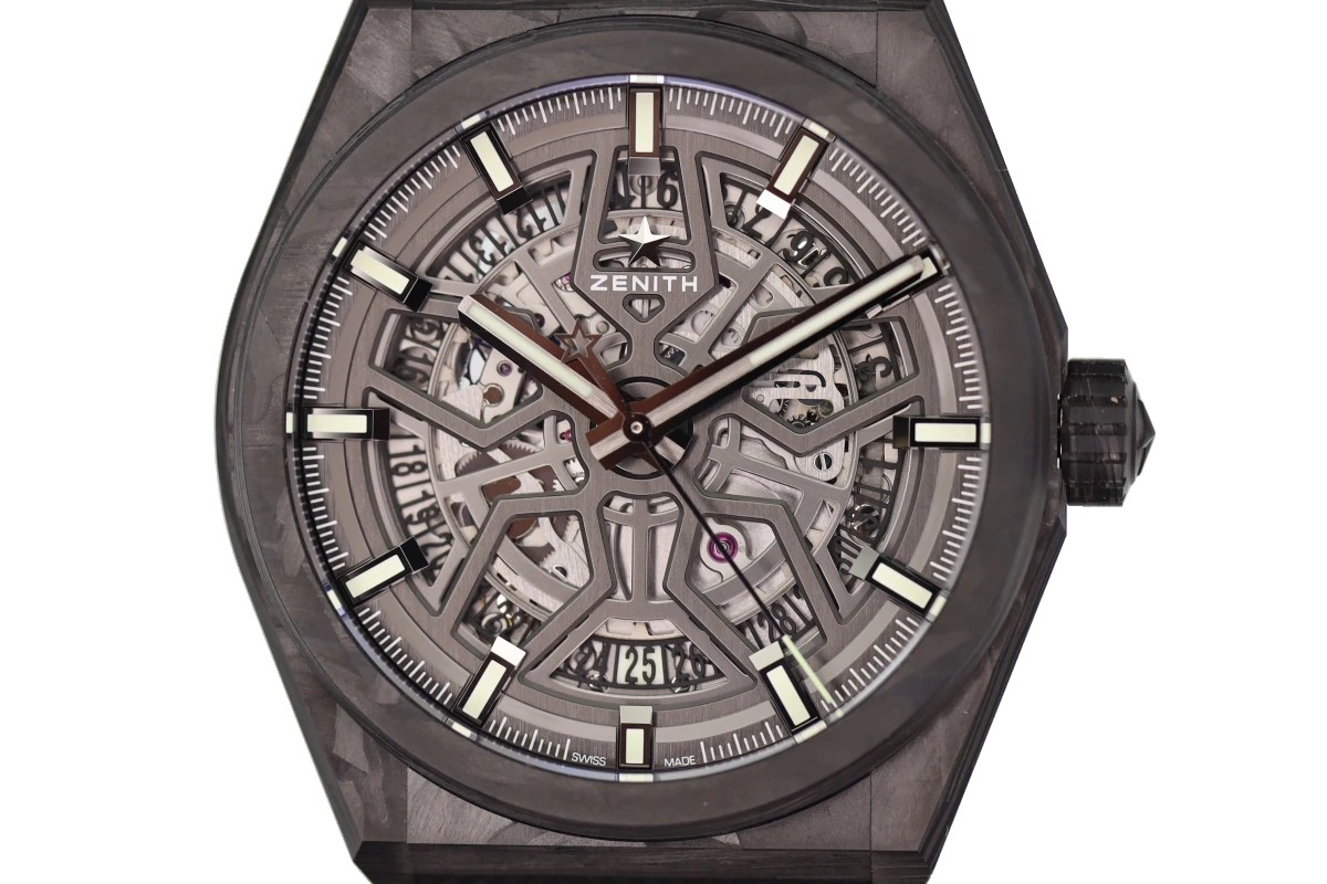 Zenith Defy Classic Carbon 2021 Unworn 10.9000.670/80.R795