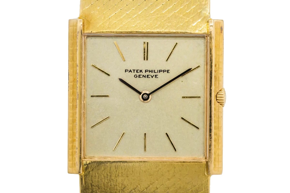 Patek Philippe Gondolo 26mm 18ct Yellow gold 3570 1970s - Out of stock