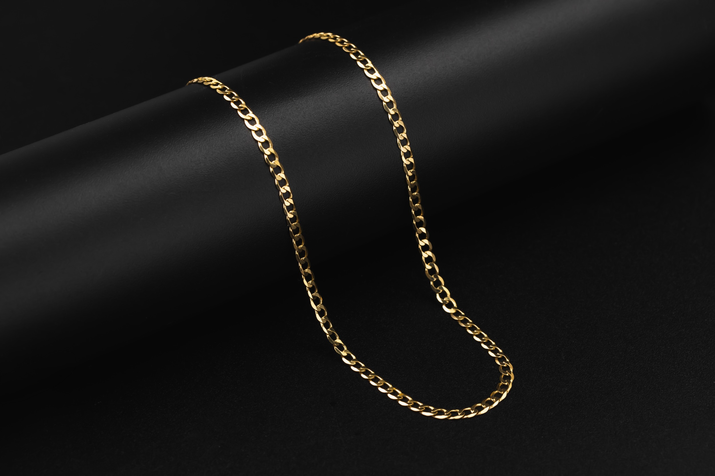 9ct Yellow Gold Flat Curb Chain 16" 5.1g