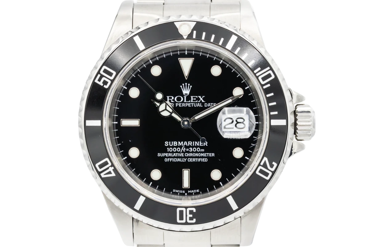 Rolex Submariner Date 40mm Stainless Steel Oyster 16610 1999