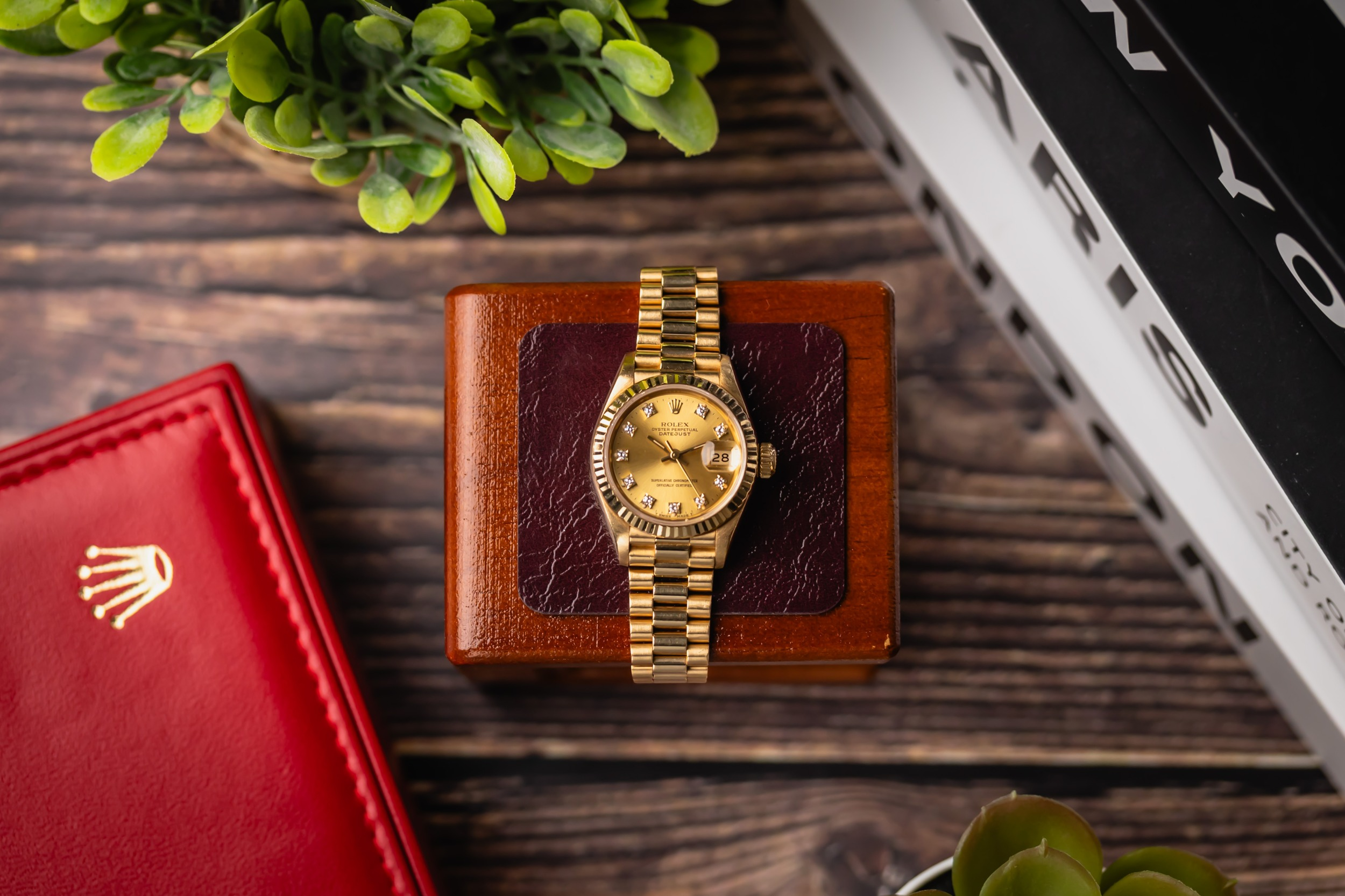 Rolex Lady DateJust 26mm 18ct Yellow Gold Presidential 69178 1988