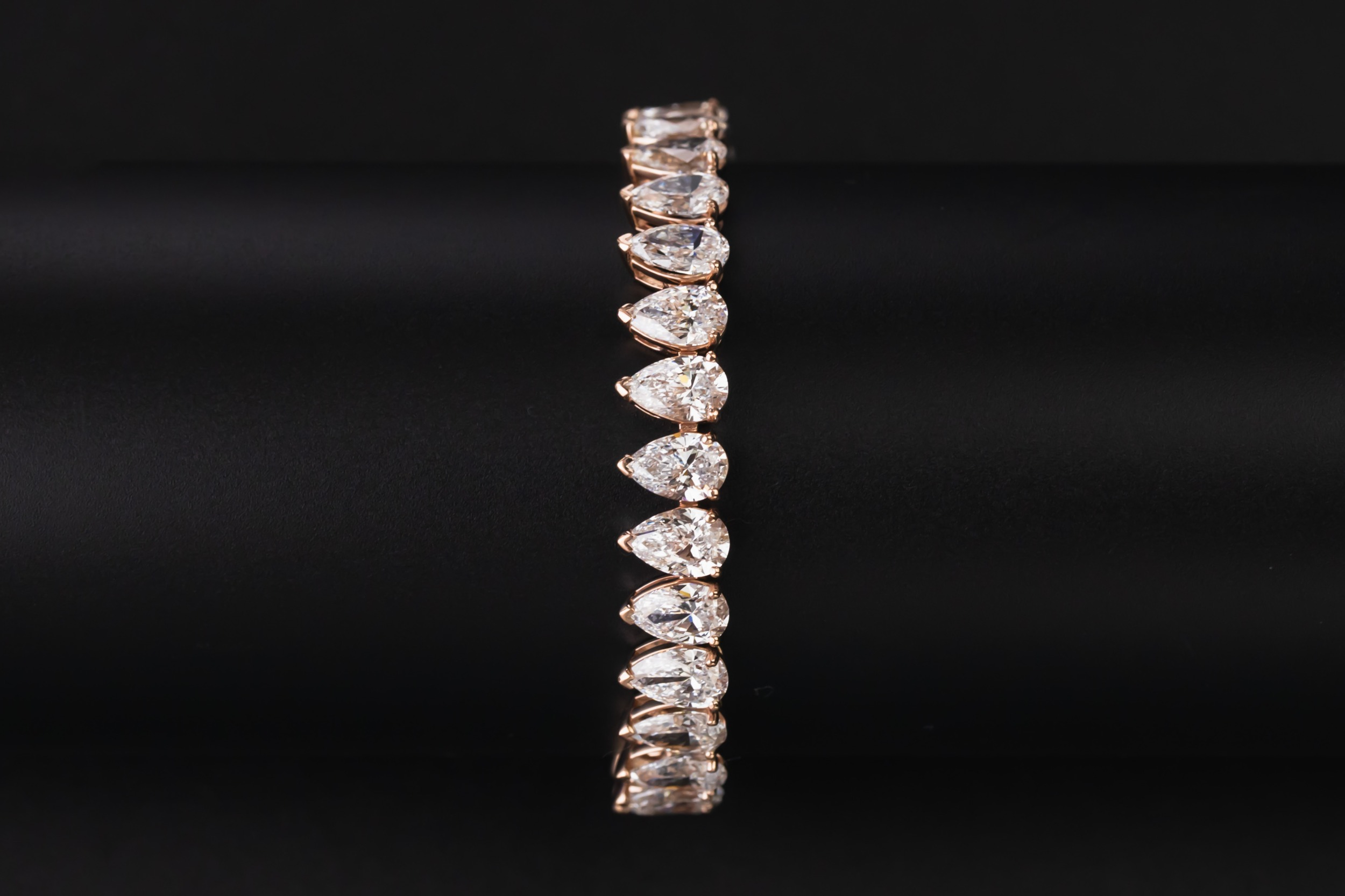 9ct Rose Gold Pear Shaped Lab Diamond Tennis Bracelet 21ct 16.5g