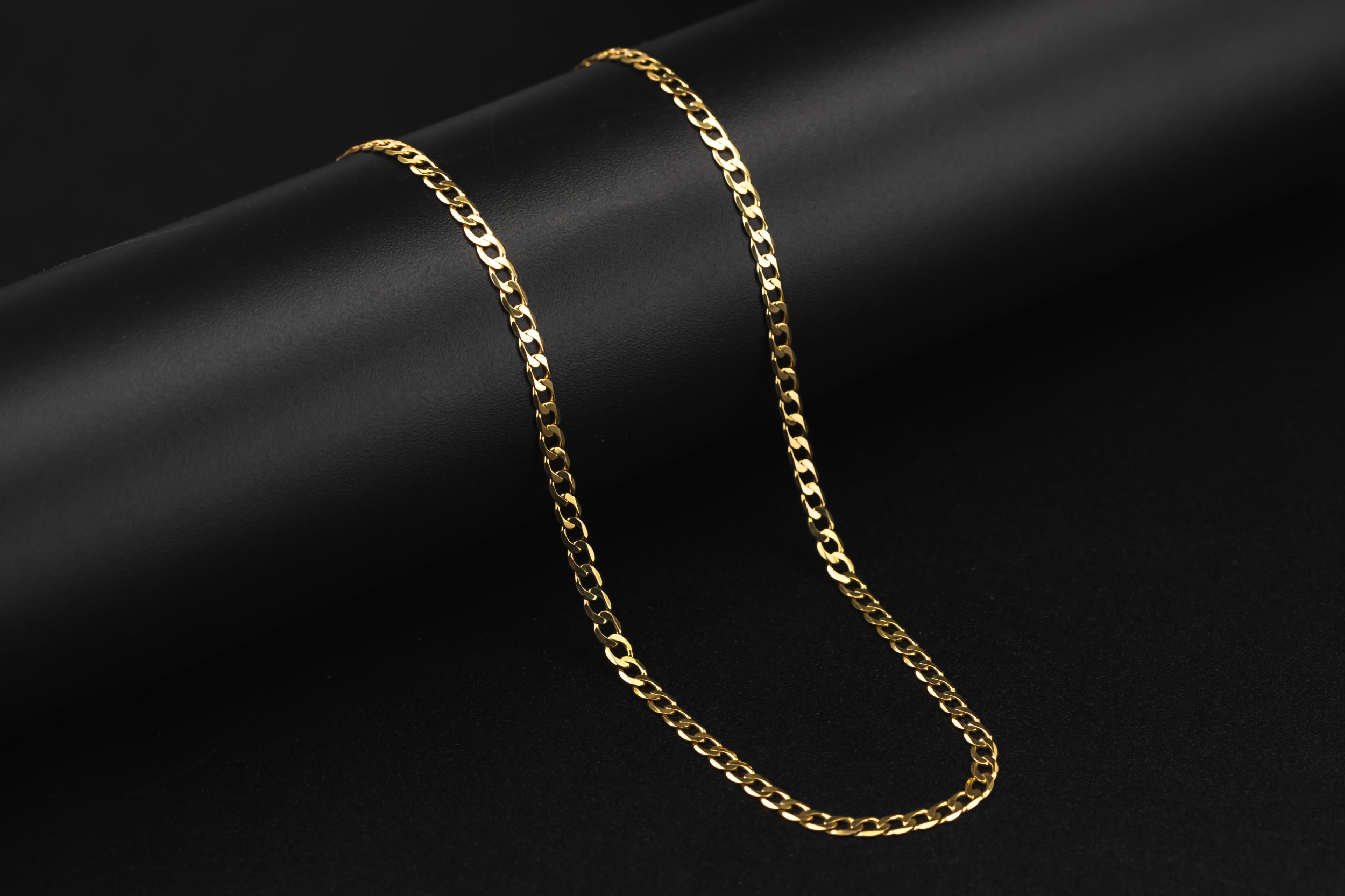 9ct Yellow Gold Flat Curb Chain 20" 6.1g