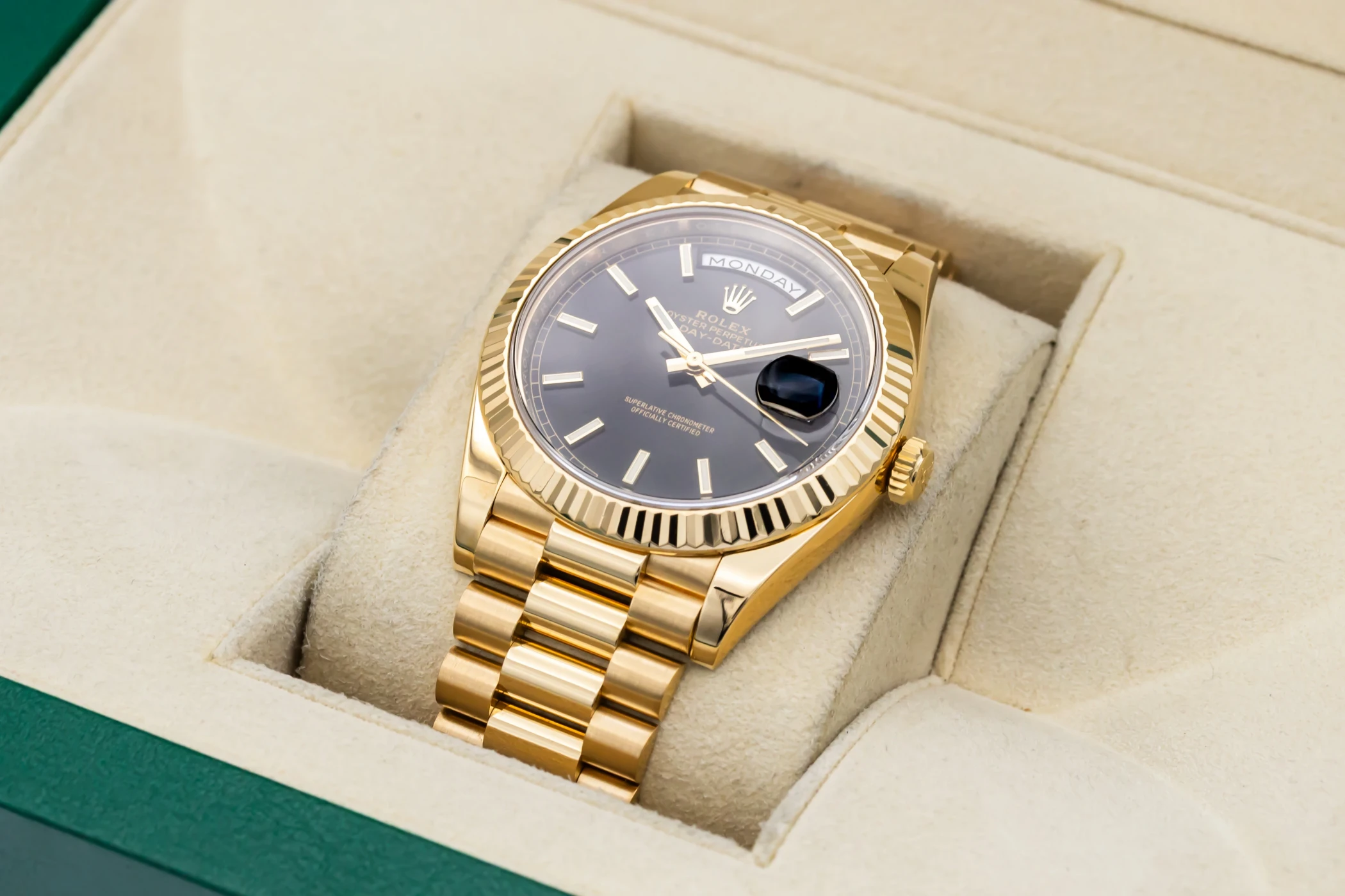 Rolex Day-Date 40mm 18ct Yellow Gold Presidential 228238 2016