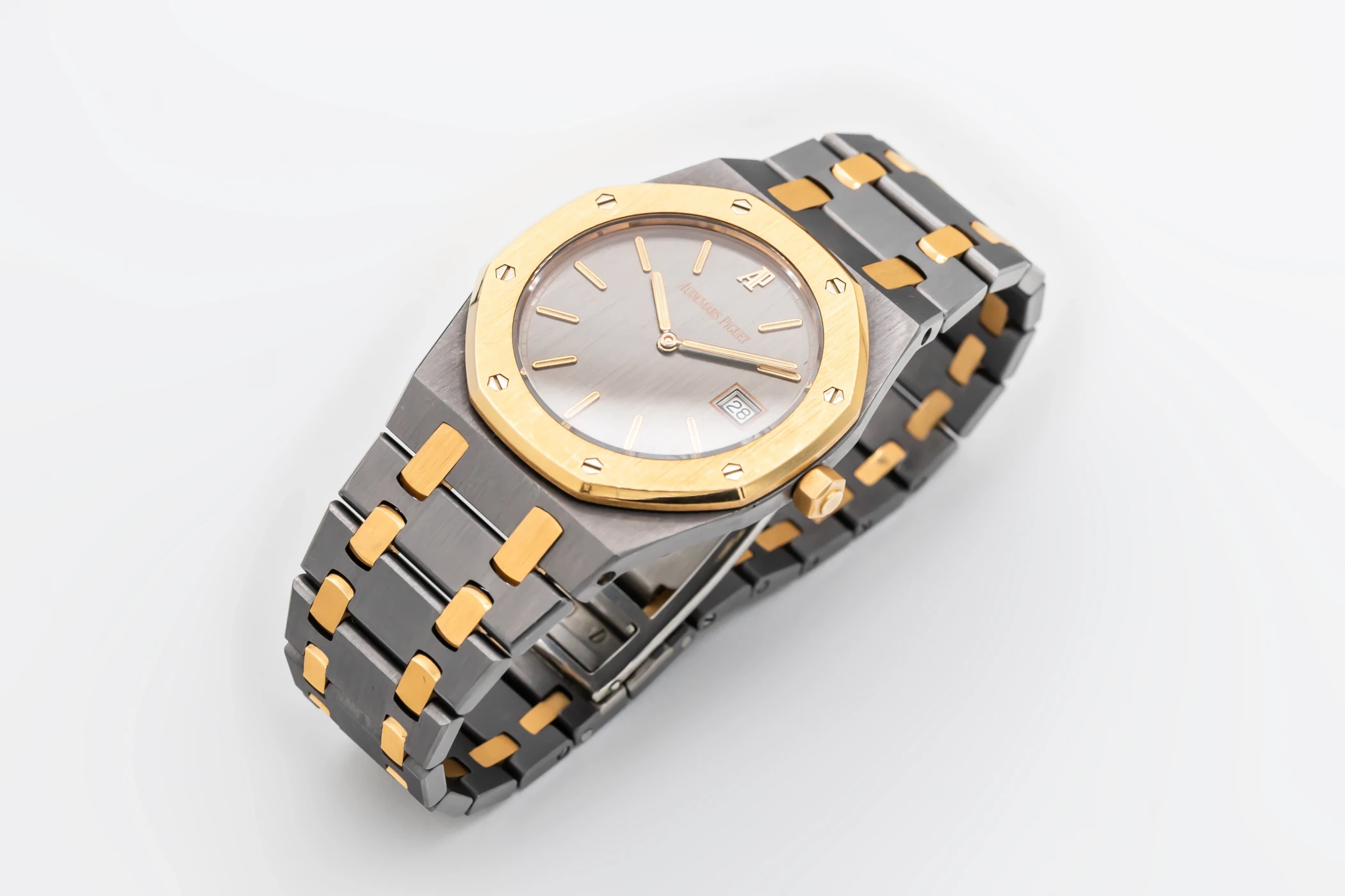 Audemars Piguet Royal Oak 33mm Tantilum & 18ct Rose Gold 51675TR Circa 1991