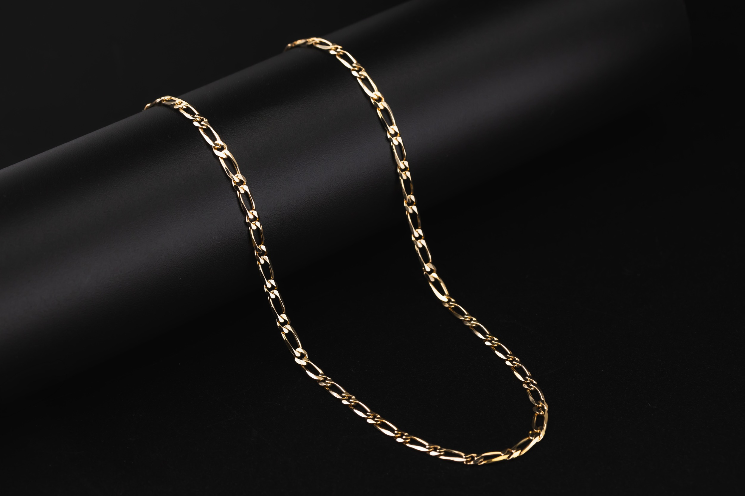 9ct Yellow Gold Curb Chain 23" 12.12g