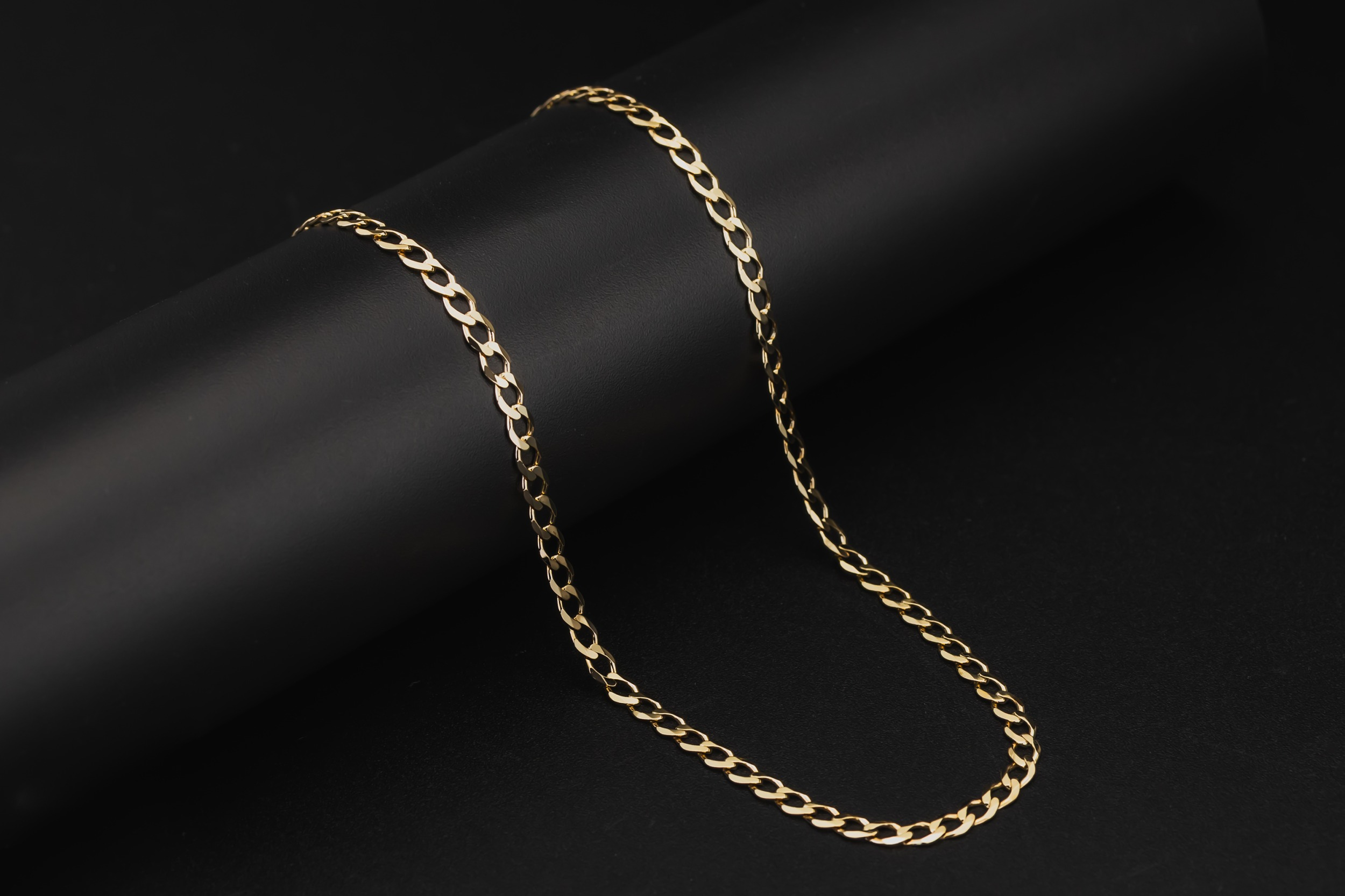 9ct Yellow Gold Curb Chain 24" 4.24mm 10.09g