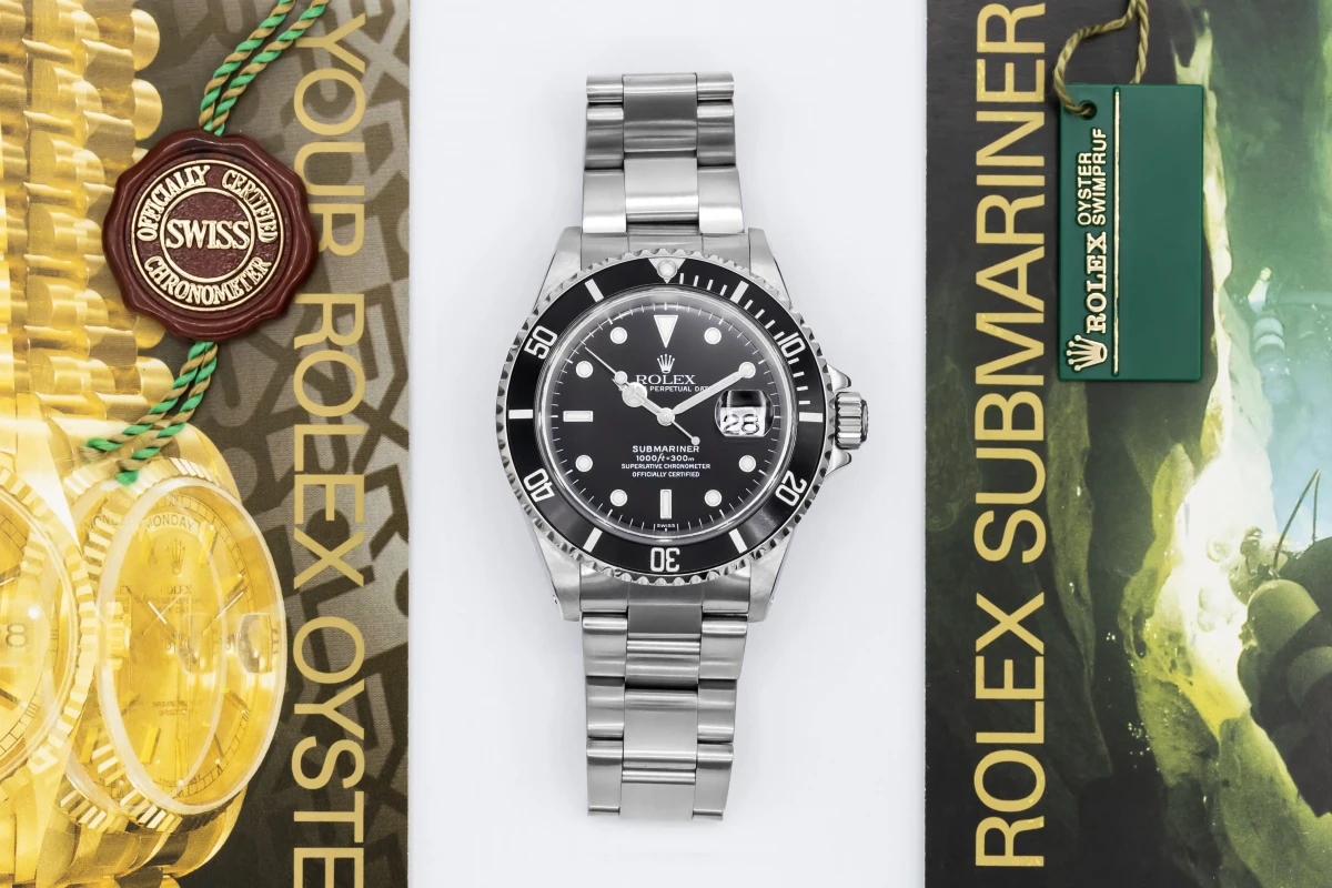 Rolex Submariner 40mm Date Stainless Steel Oyster 16610 