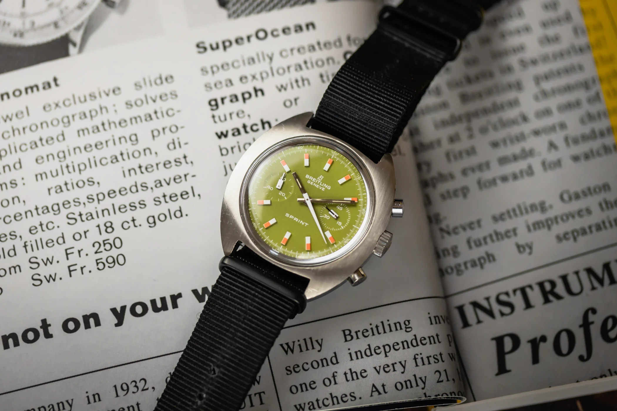 Breitling Sprint 40mm Stainless Steel Black Fabric Cal.7733 Circa 1970s