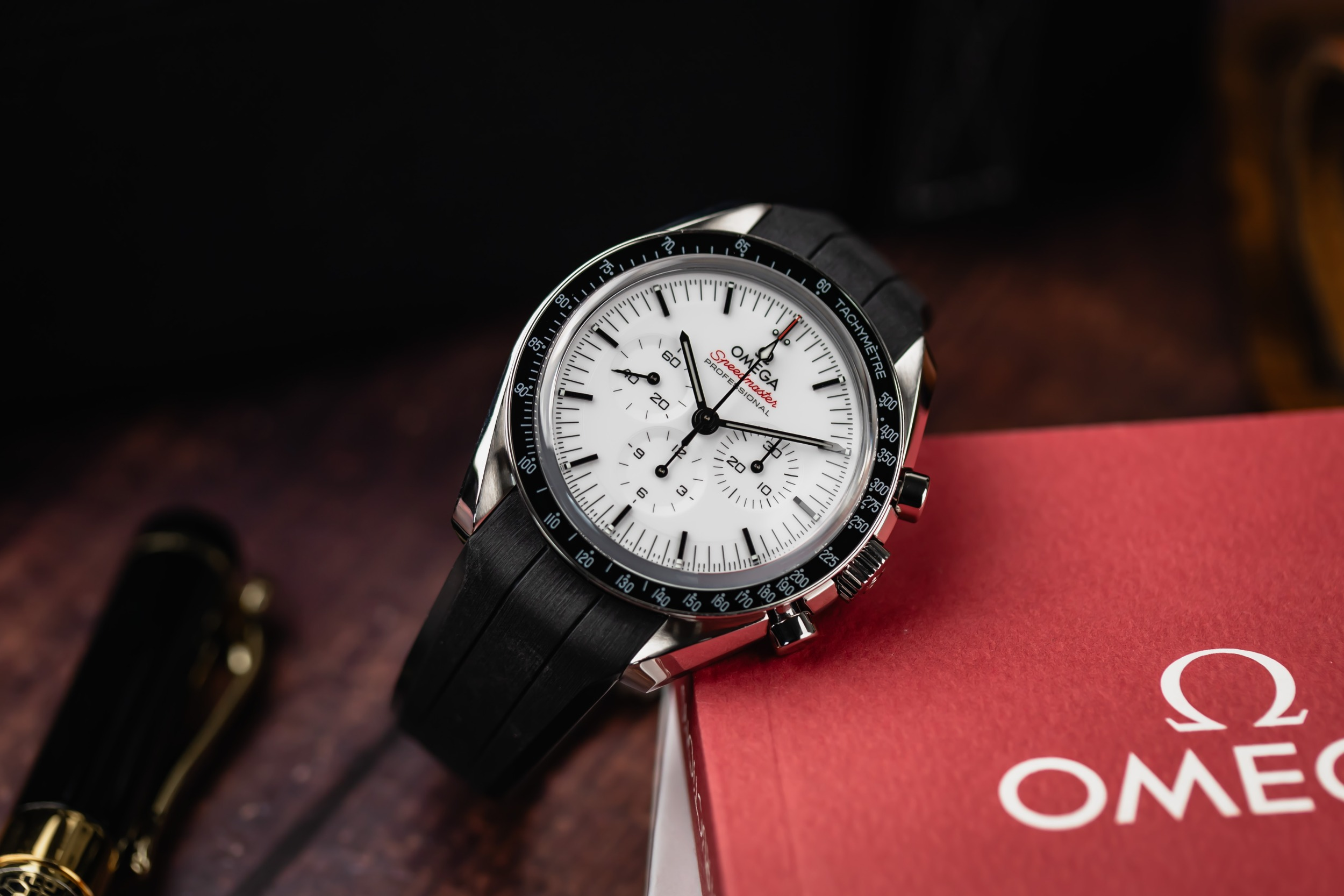 OMEGA Speedmaster Moonwatch Black Rubber 42mm 310.32.42.50.04.001 2025