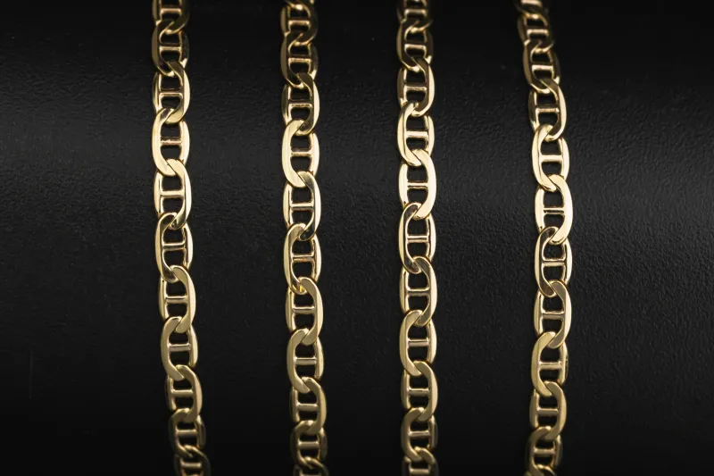 18ct Yellow Gold Anchor Chain Necklace 12g 24"