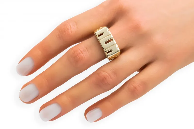 9ct Yellow Gold Mum Ring 8.9g