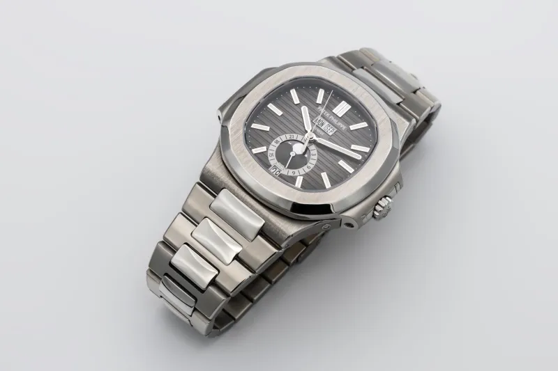 Patek Philippe Nautilus 40.5mm Stainless Steel 5726/1A-001 2016