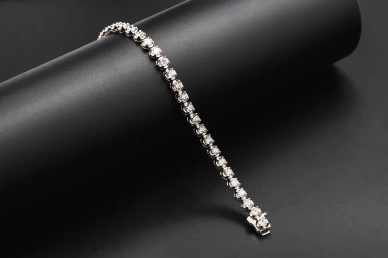 14ct White Gold Round Brilliant Diamond Tennis Bracelet 5.47cts