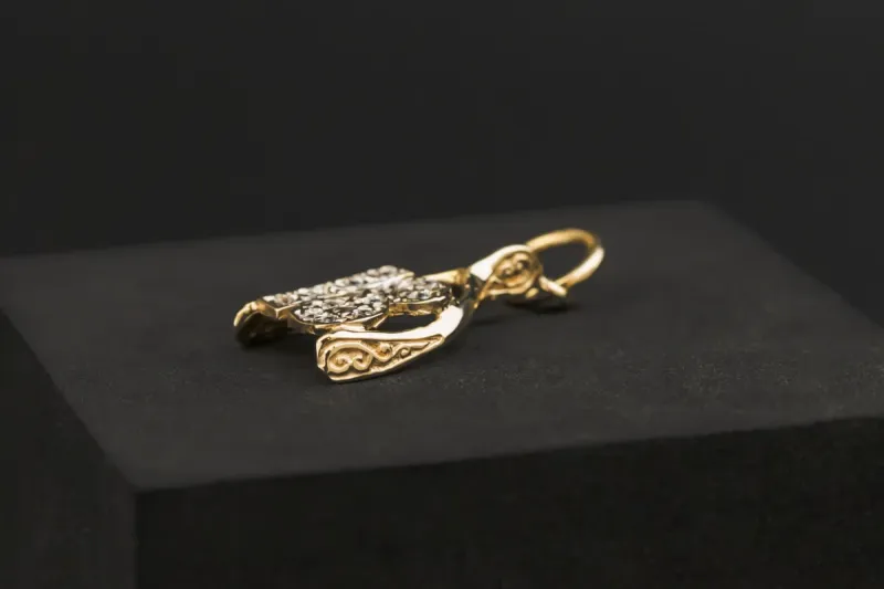 9ct Yellow Gold Cubic Zirconia 18 Wishbone Pendant 1.4g