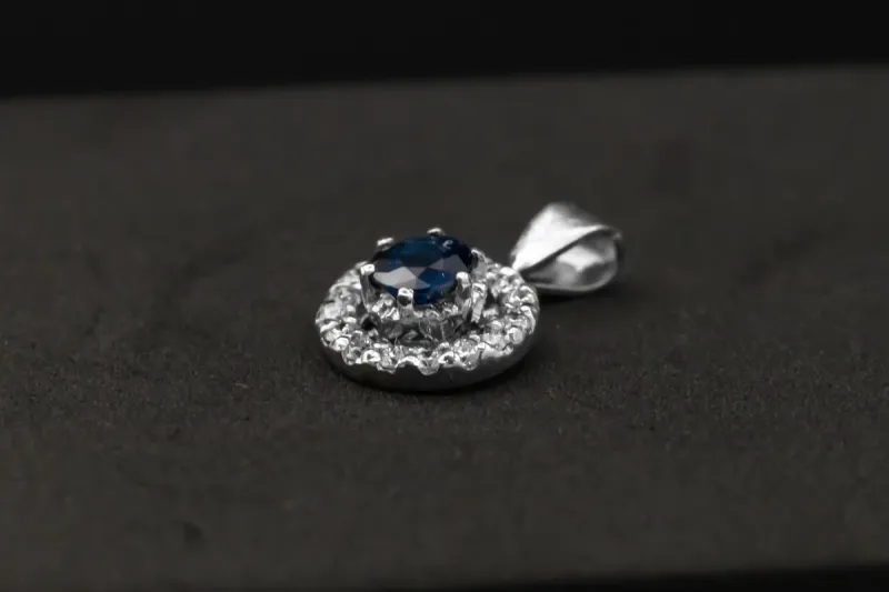 14ct White Gold Diamond And Sapphire Pendant 0.46ct