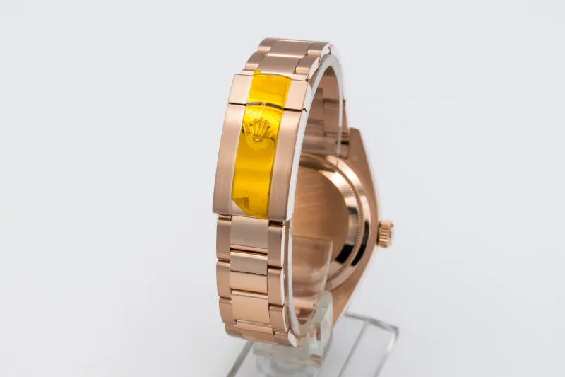 Rolex Sky-Dweller 42mm 18ct Rose Gold Oyster 326935 2017
