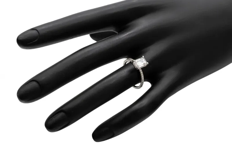 Platinum Emerald Cut 1.57ct E VVS2 IGI Lab Diamond Engagement Ring