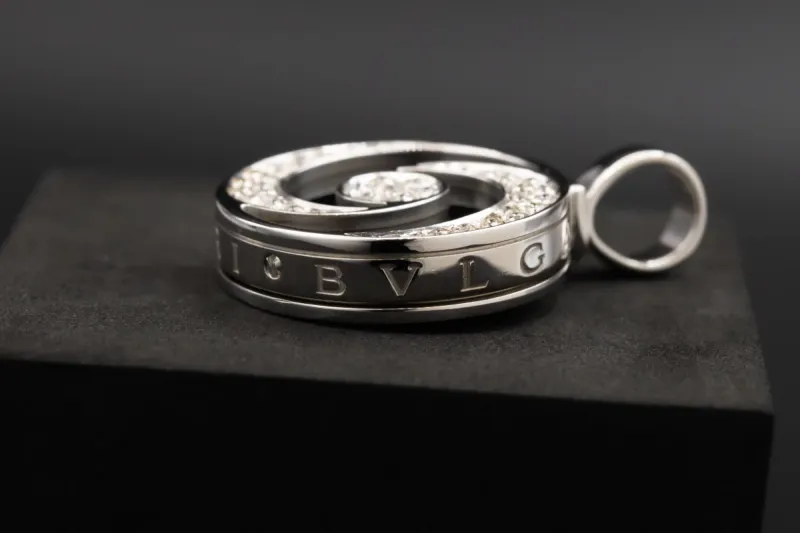 Bvlgari Optical Illusion Diamond & Onyx Spinning Pendant 0.95ct