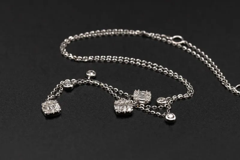 14ct White Gold Diamond Drop Necklace 0.40ct