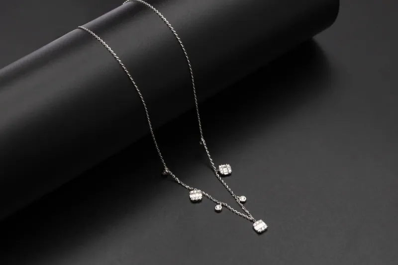 14ct White Gold Diamond Drop Necklace 0.40ct