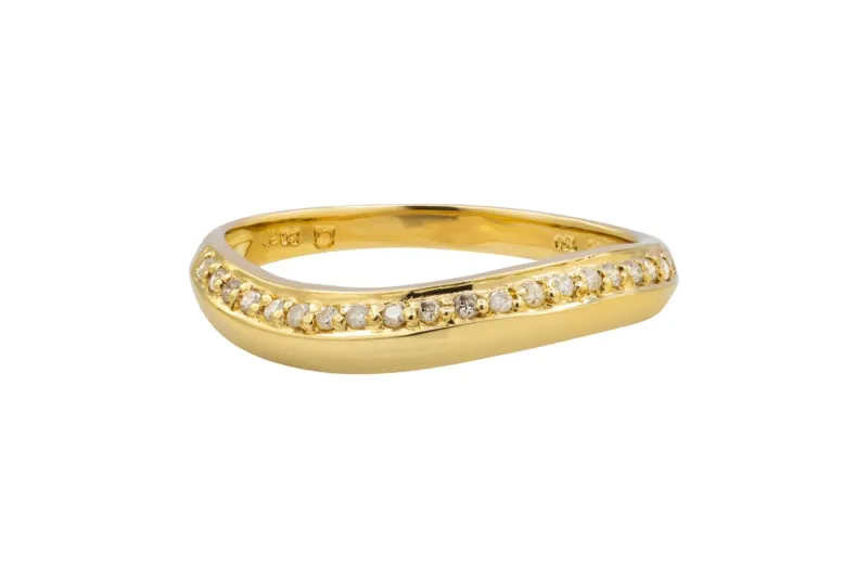 18ct Yellow Gold & Diamond Shaped Wedding Band 0.10ct