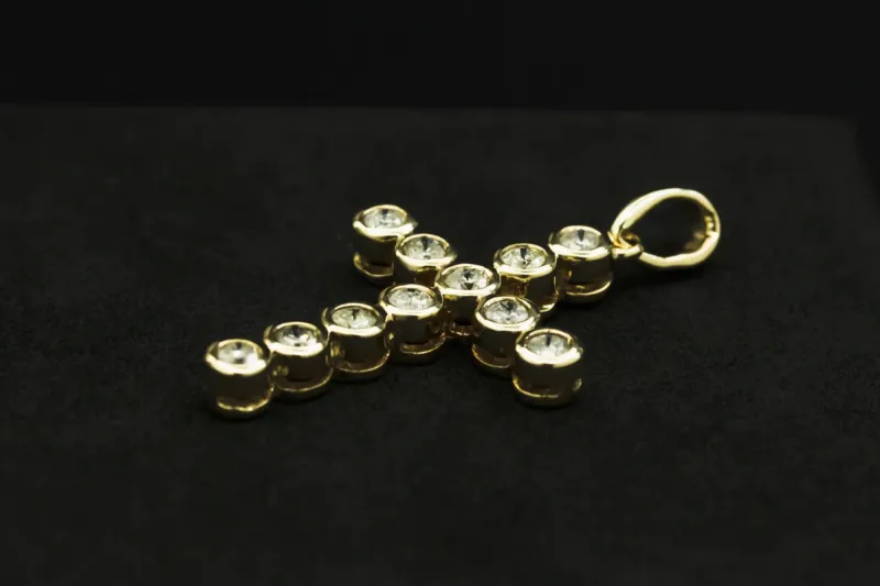 9ct Yellow Gold Diamond Cross Pendant 0.25ct