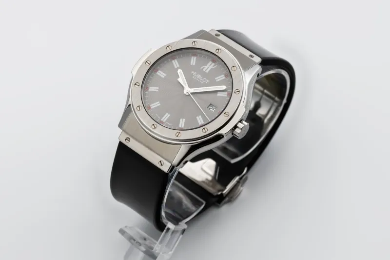 Hublot Classic Fusion 41mm Quartz Black Rubber 1905.GF40.01 2008