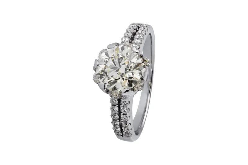 18ct White Gold Round Brilliant Diamond Split Shank Engagement Ring 2.44ct