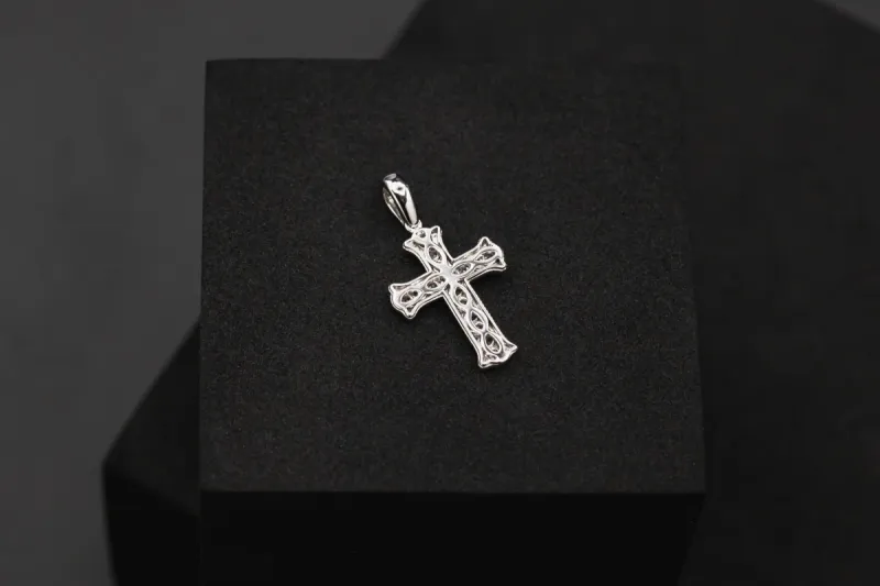 18ct White Gold Pavé Diamond Cross Pendant 0.15ct
