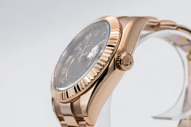 Rolex Sky-Dweller 42mm 18ct Rose Gold Oyster 326935 2018