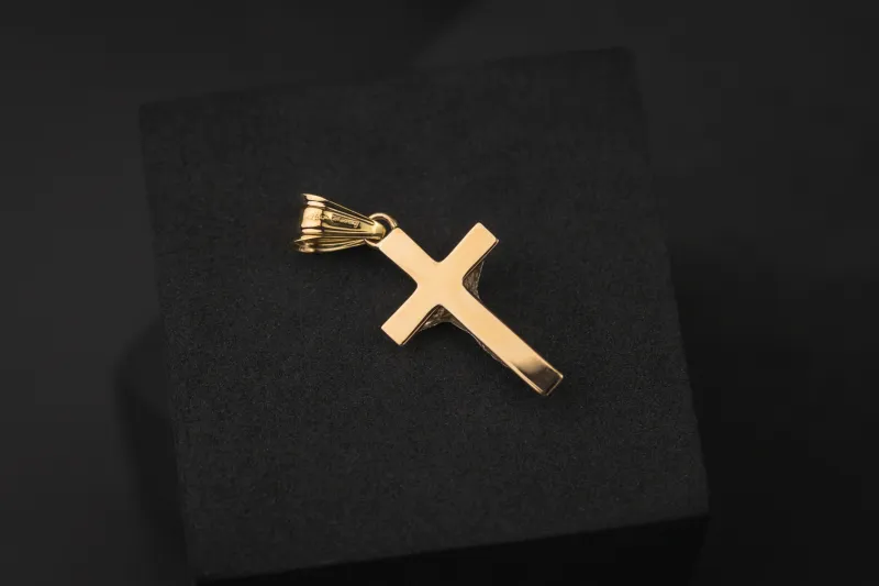 18ct Yellow Gold & White Gold Crucifix Pendant 1.8g
