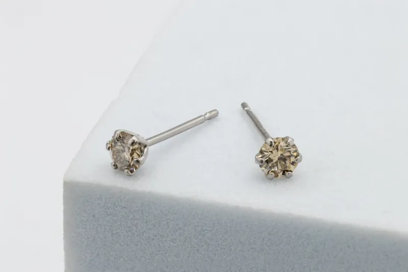 Platinum Diamond Stud Earrings 0.30ct