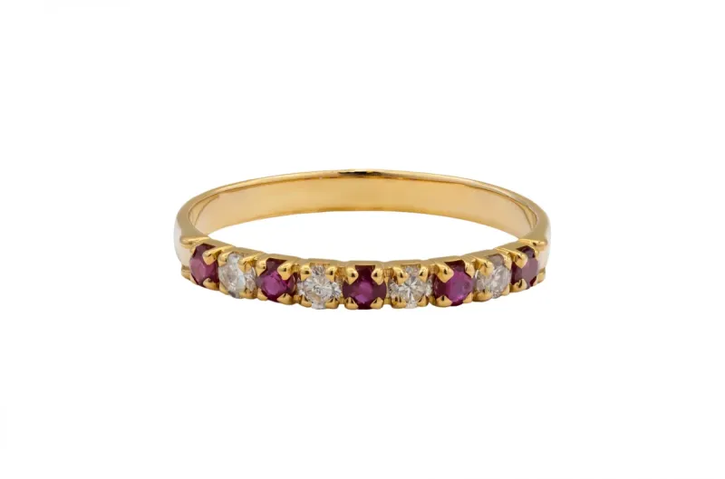 9ct Yellow Gold Diamond & Ruby Ring 0.16ct 2g
