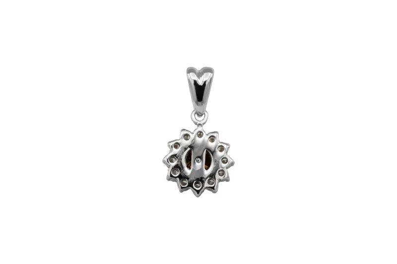 Browns 18ct White Gold Champagne Diamond Set Size N 11g