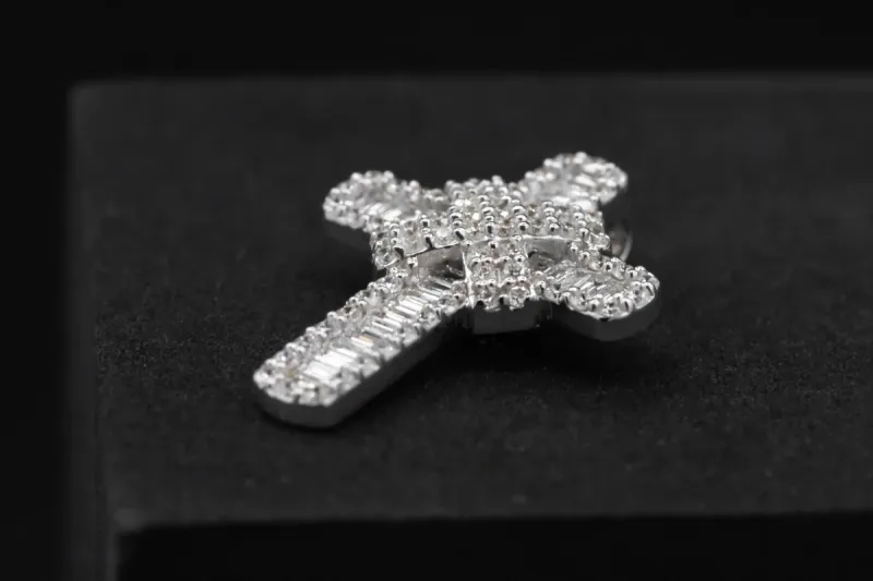 9ct White Gold Baguette & Round Diamond Cross Pendant 0.85ct