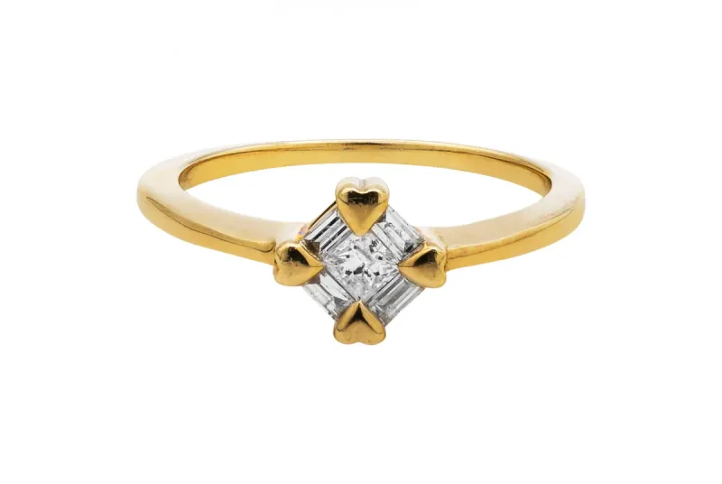 9ct Yellow Gold 5 Diamond Engagement Ring With Heart Claws