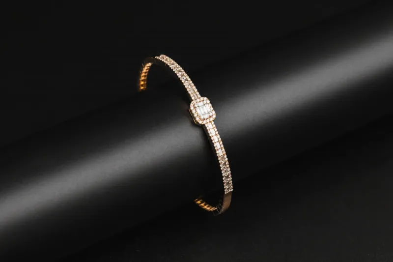 18ct Rose Gold Diamond Baguette & Round Bracelet 1.12ct