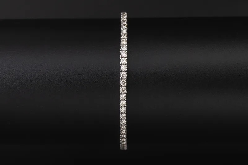 14ct  White Gold Diamond Tennis Bracelet 3.30cts