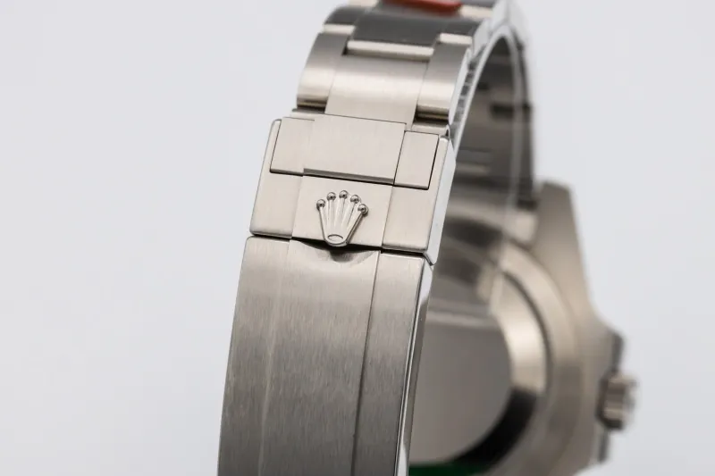 Rolex Submariner 40mm 'Hulk' Stainless Steel Oyster 116610LV 2017 UNWORN