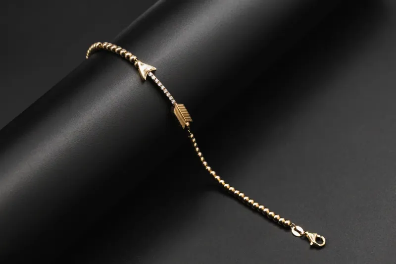 9ct Yellow Gold Cubic Zirconia Arrow Bracelet 6.3g