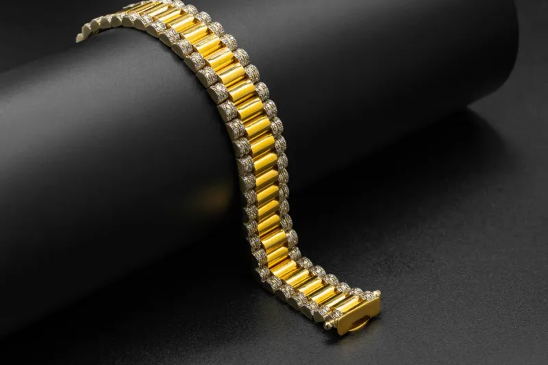 9ct Yellow Gold Cubic Zirconia Presidential Bracelet 43.8g