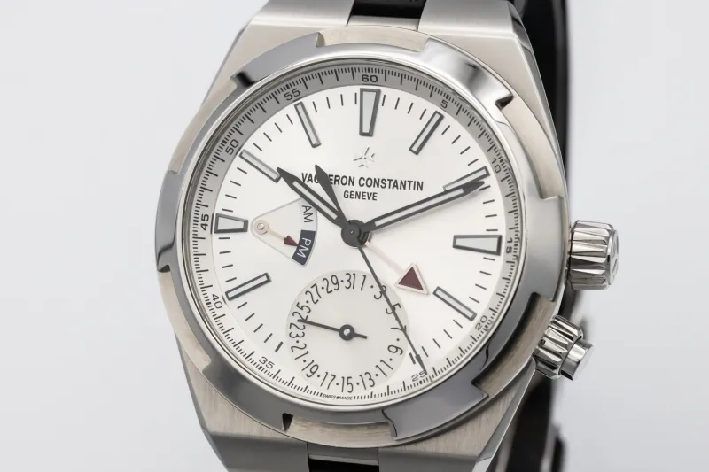 Vacheron Constantin Overseas Dual Time 41mm Black Rubber 7900V/110A-B333 2022