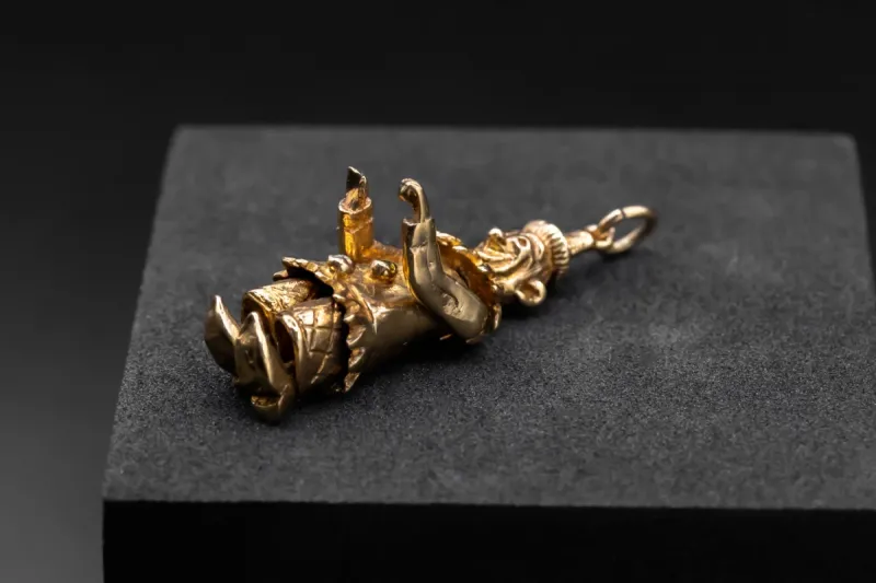 9ct Yellow Gold Cubic Zirconia Clown Pendant