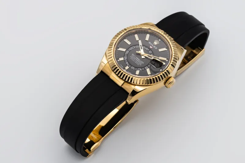 Rolex Sky-Dweller 42mm Black Oysterflex 326238 2021