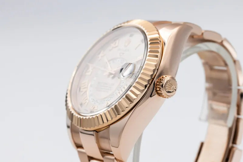Rolex Sky-Dweller 42mm 18ct Rose Gold Oyster 326935 2017