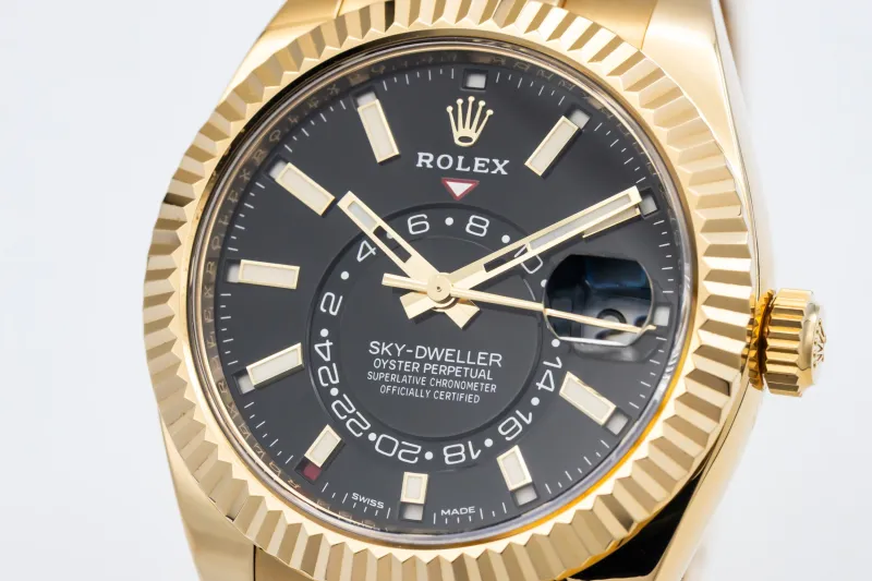 Rolex Sky-Dweller 42mm 18ct Yellow Gold Oyster 326938 2022