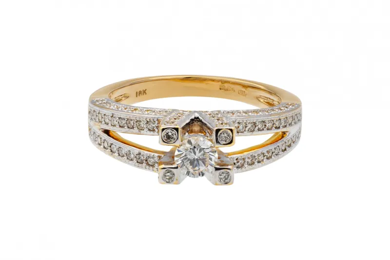 18ct Yellow Gold Diamond Engagement Ring 0.35ct 5.8g