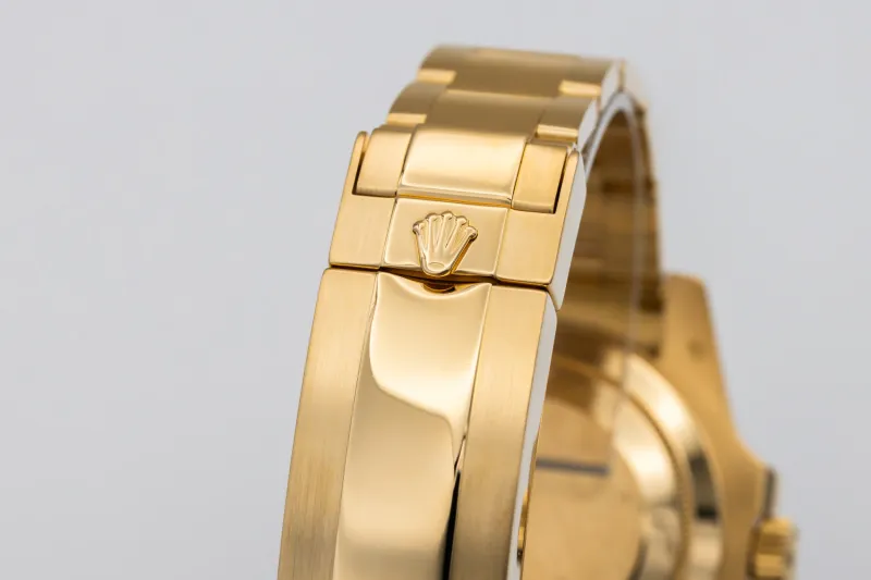 Rolex Submariner 40mm 18ct Yellow Gold Oyster 116618LB 2010